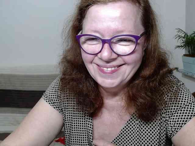 flirty-adele webcam