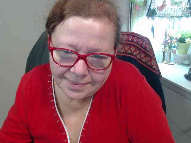 flirty-adele webcam
