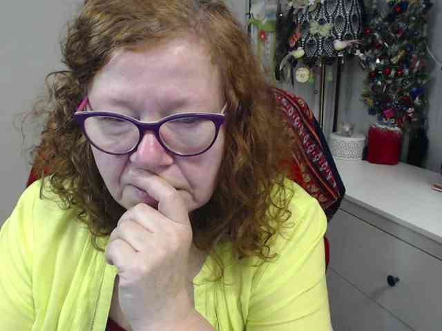 flirty-adele flirty-adele