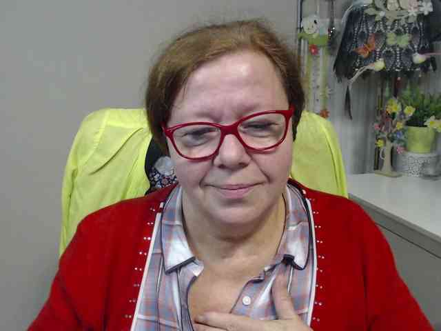 flirty-adele webcam