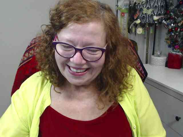 flirty-adele flirty-adele