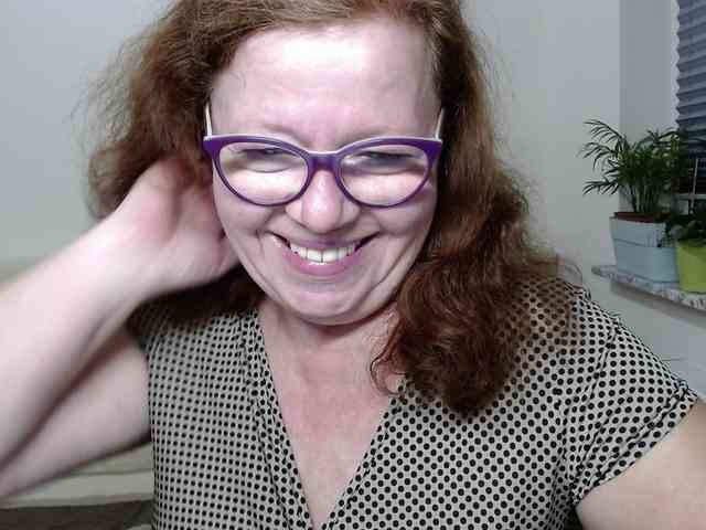 flirty-adele webcam