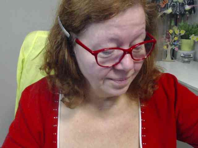 flirty-adele webcam