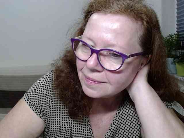 flirty-adele webcam