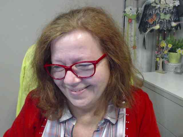 flirty-adele webcam