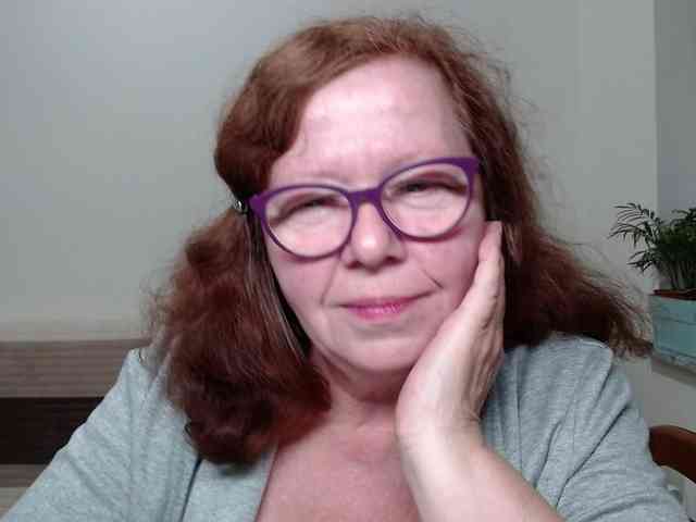 flirty-adele webcam