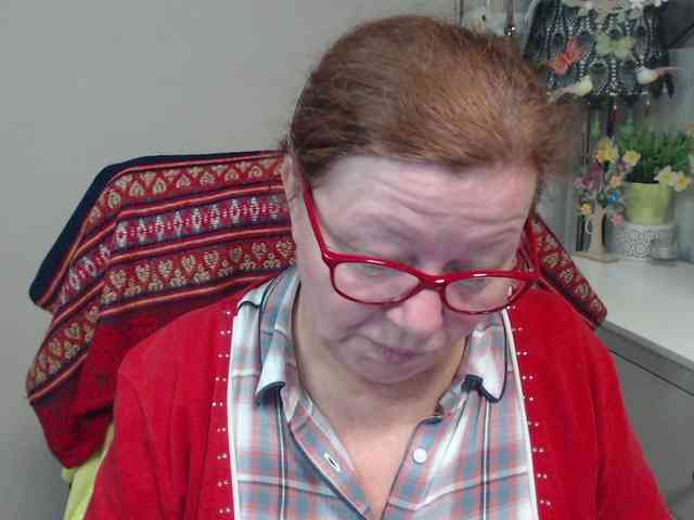 flirty-adele webcam