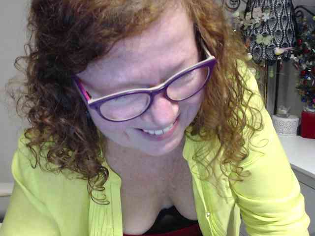 flirty-adele flirty-adele