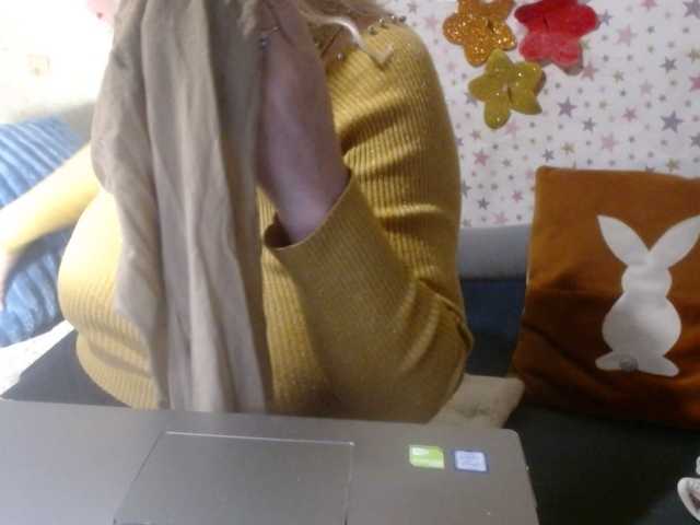 lanastar1's BongaCams show and profile