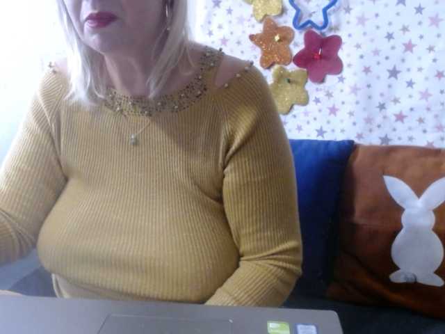 lanastar1's BongaCams show and profile