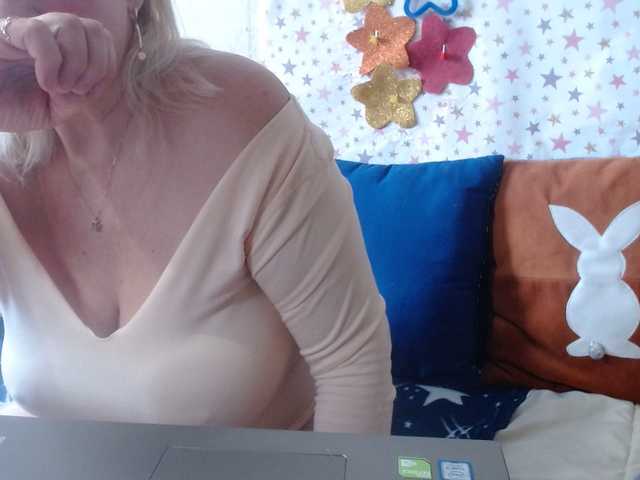 lanastar1's BongaCams show and profile