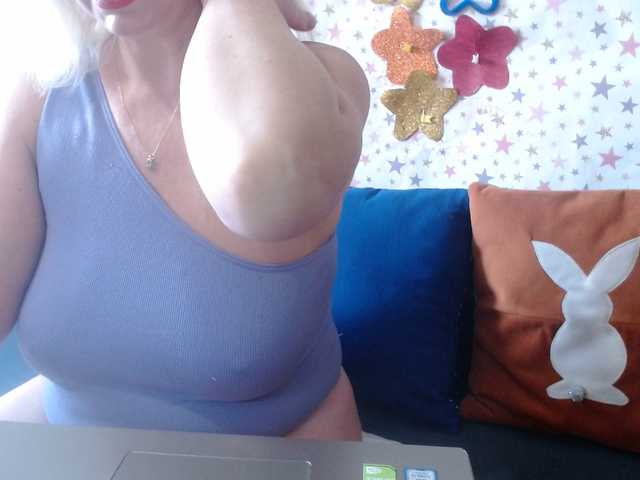 lanastar1's BongaCams show and profile