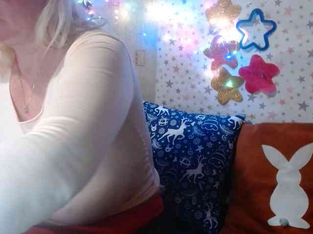 lanastar1 Live Webcam on BongaCams