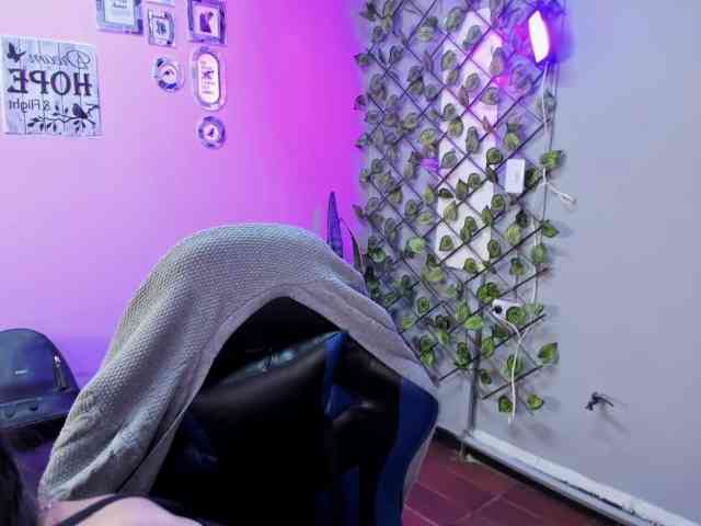 sara-squirtt sara-squirtt