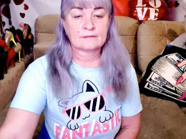 siberianberry's BongaCams show and profile