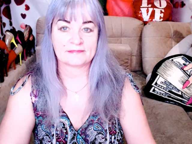 siberianberry's BongaCams show and profile