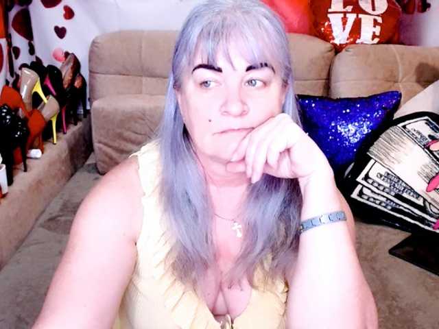 siberianberry Live Cam on BongaCams