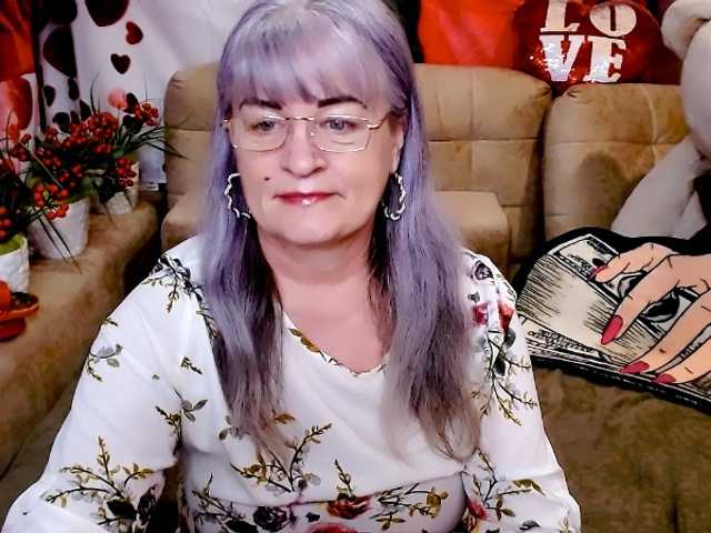 siberianberry's BongaCams show and profile