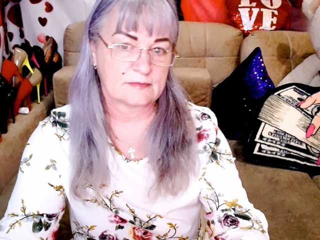 siberianberry's BongaCams show and profile