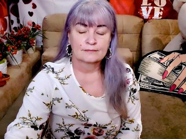 siberianberry's BongaCams show and profile