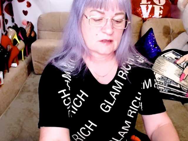 siberianberry's BongaCams show and profile