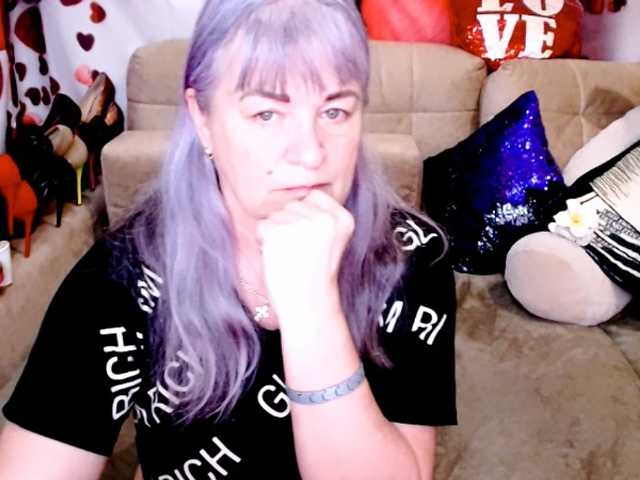 siberianberry's BongaCams show and profile