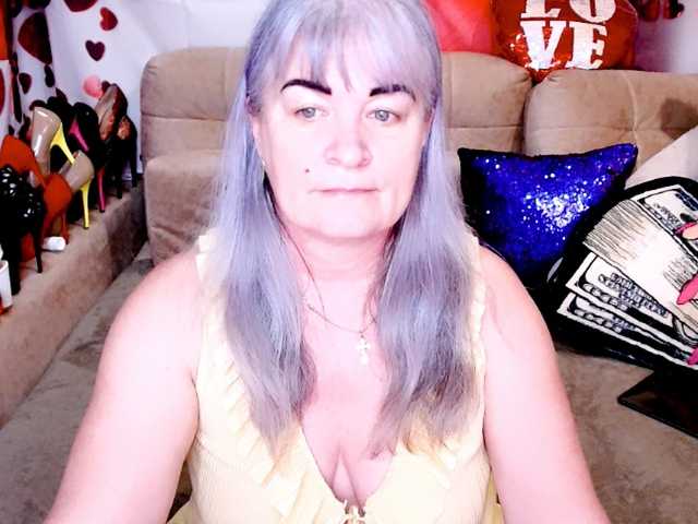 siberianberry's BongaCams show and profile