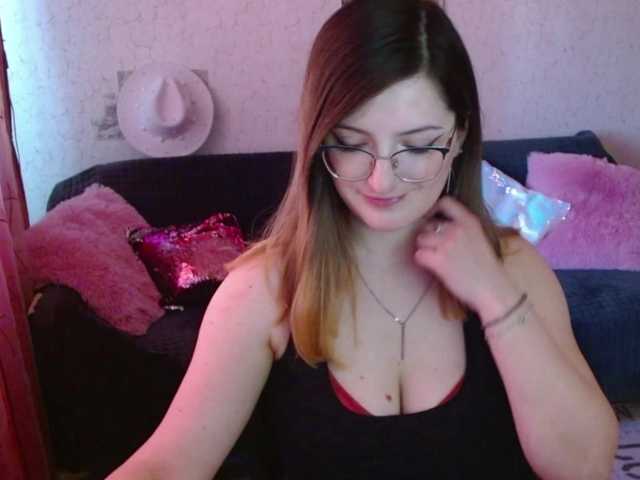 tastyariel's BongaCams show and profile