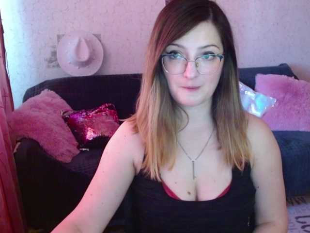 tastyariel live cam profile