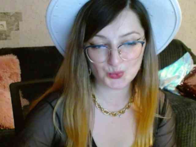 tastyariel tastyariel