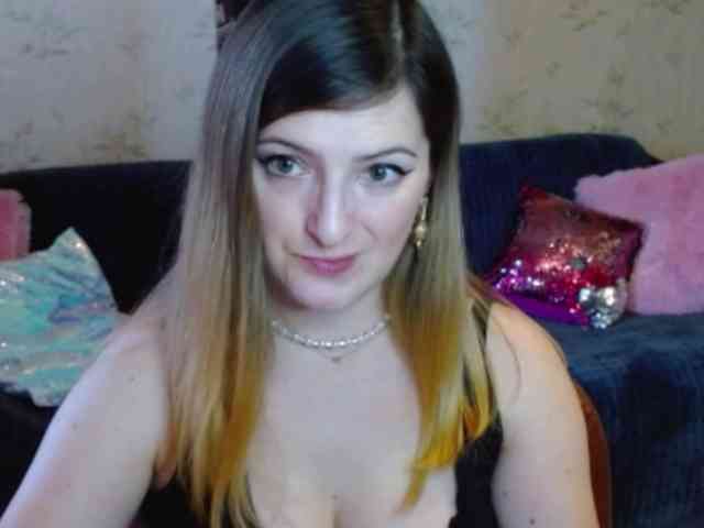 tastyariel bongacams