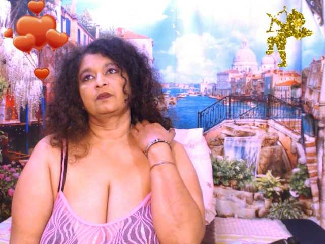 Indianstar75 webcam