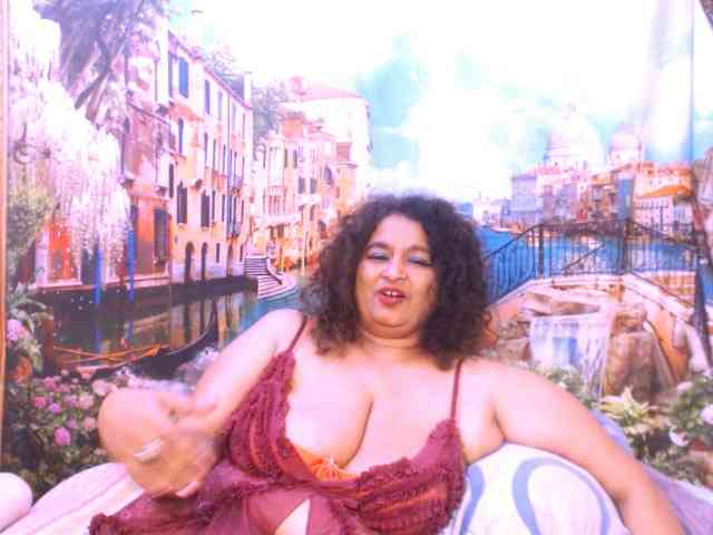 Indianstar75 webcam