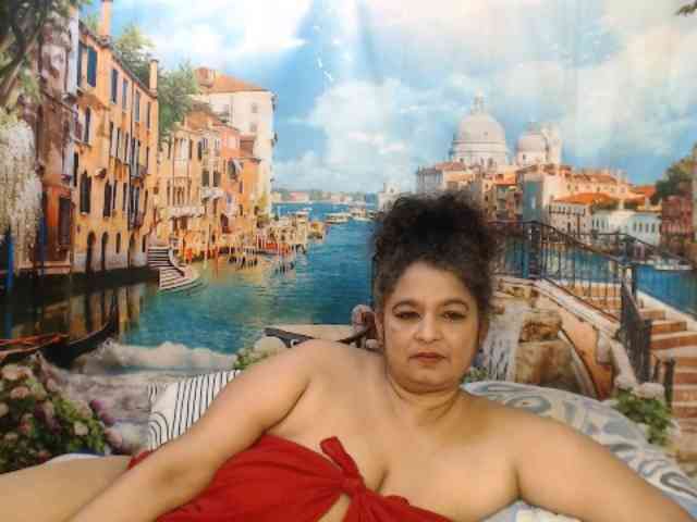 Indianstar75 webcam