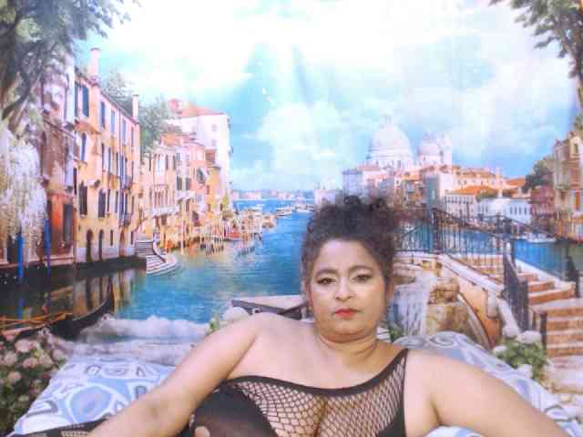 Indianstar75 webcam