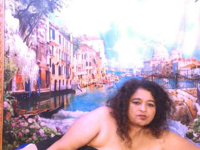 Indianstar75 webcam