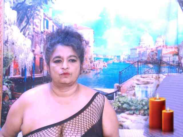 Indianstar75 webcam
