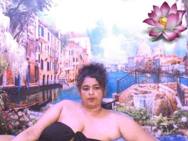 Indianstar75 webcam