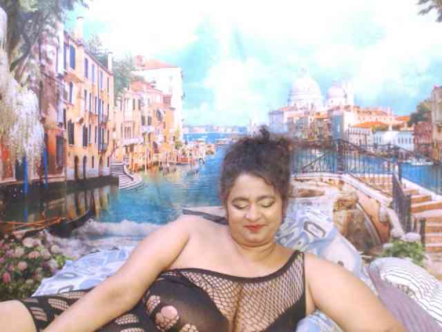 Indianstar75 webcam