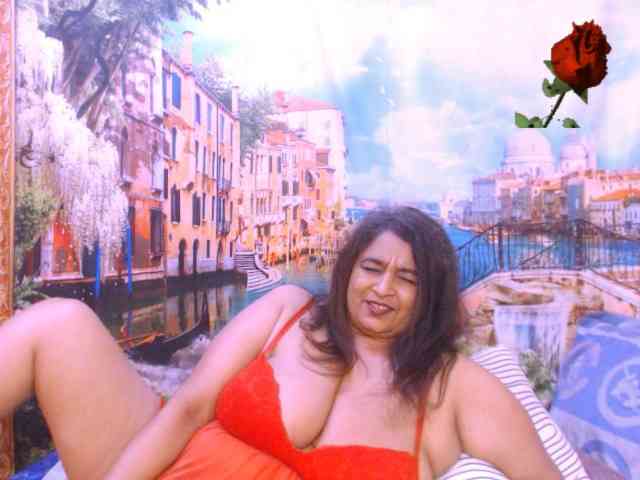 Indianstar75 webcam