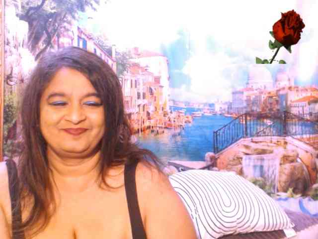 Indianstar75 webcam