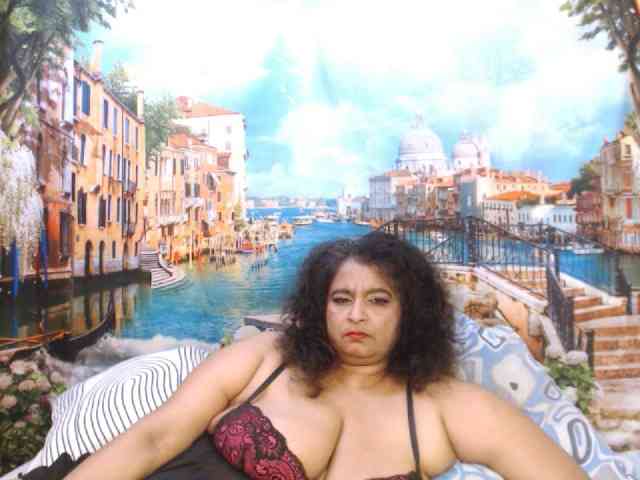 Indianstar75 webcam