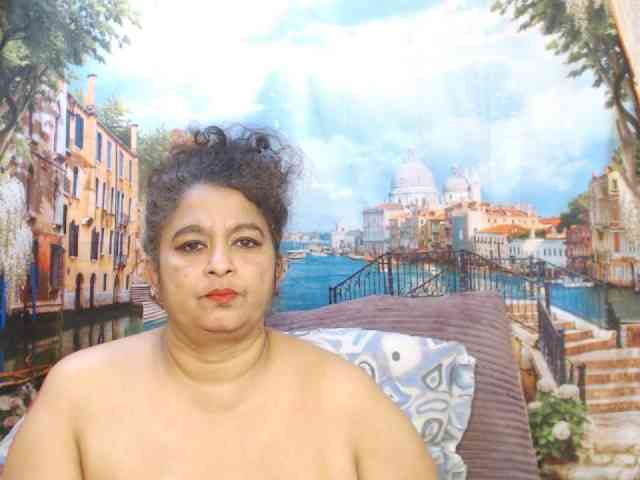 Indianstar75 webcam