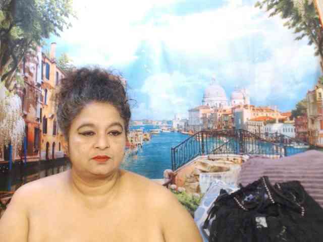Indianstar75 webcam