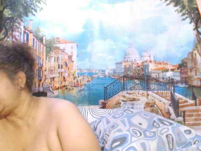 Indianstar75 webcam