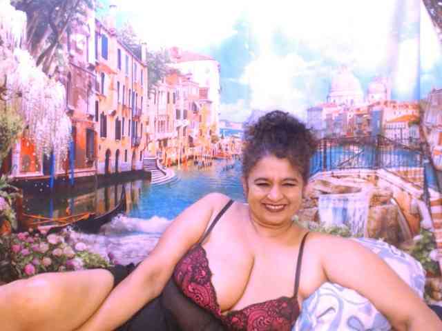 Indianstar75 webcam