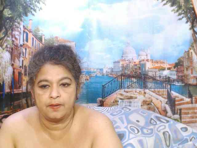 Indianstar75 webcam