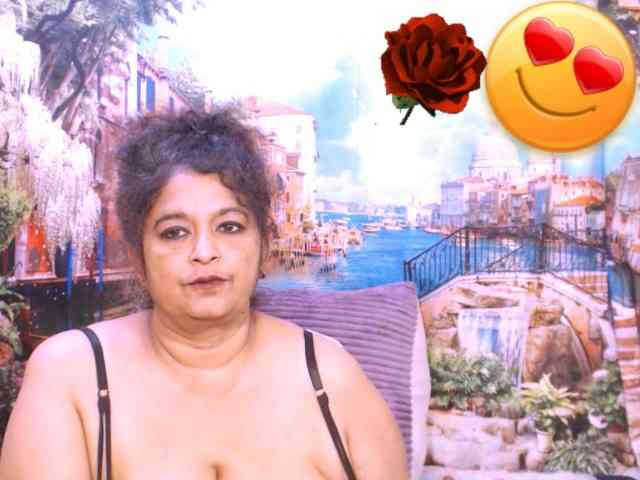 Indianstar75 webcam