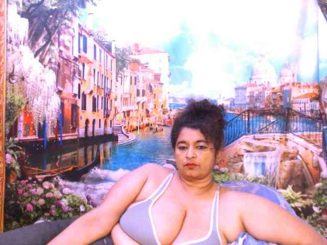 Indianstar75 webcam