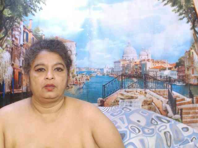 Indianstar75 webcam
